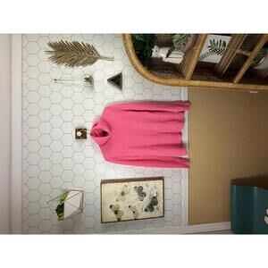 AQUA Neon Pink 100% Cashmere Turtleneck Sweater - Size - Medium